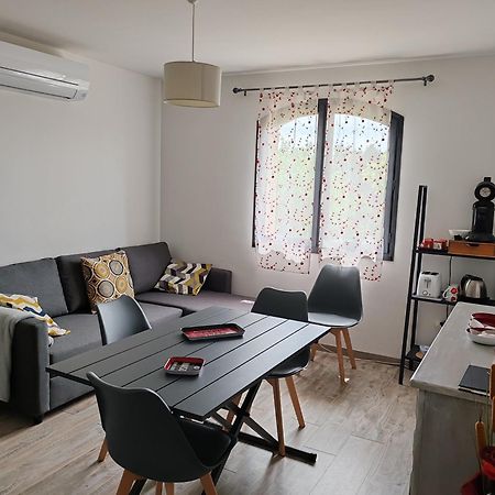 Les Chataigniers Appartement Meuble Saint Sebastien d'Aigrefeuille Екстериор снимка