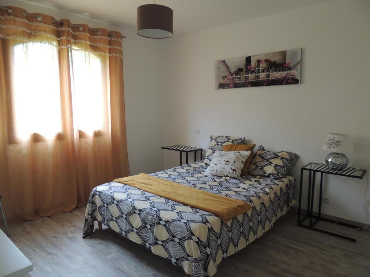 Les Chataigniers Appartement Meuble Saint Sebastien d'Aigrefeuille Екстериор снимка
